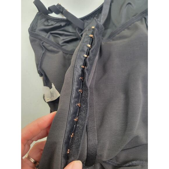 Sofia Vergara Wire Free Corset Bodysuit Intimates Black One Piece Size Large - Picture 7 of 8